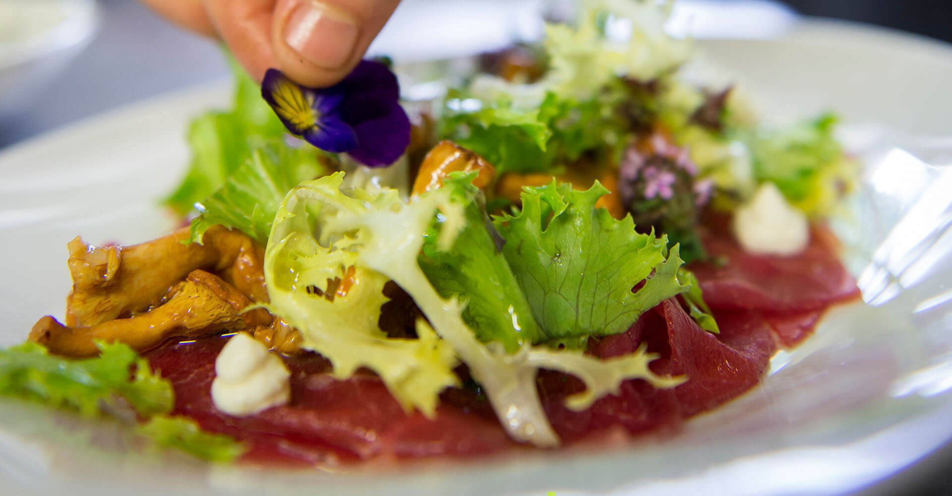 Lassen Sie es sich schmecken in unserem 3-Sterne-Hotel im Pustertal